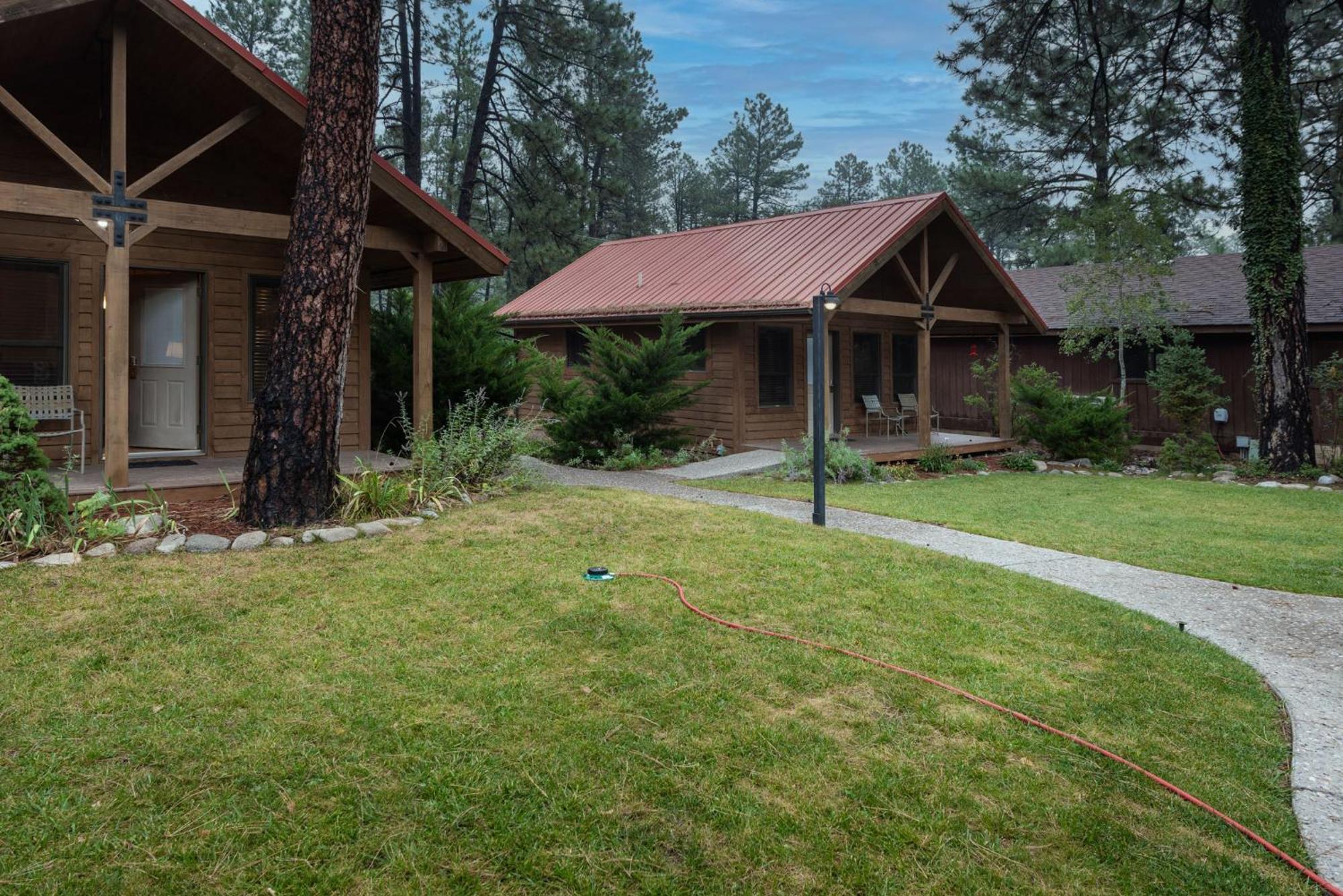 Shadow Mountain Lodge And Cabins Ruidoso Exteriör bild