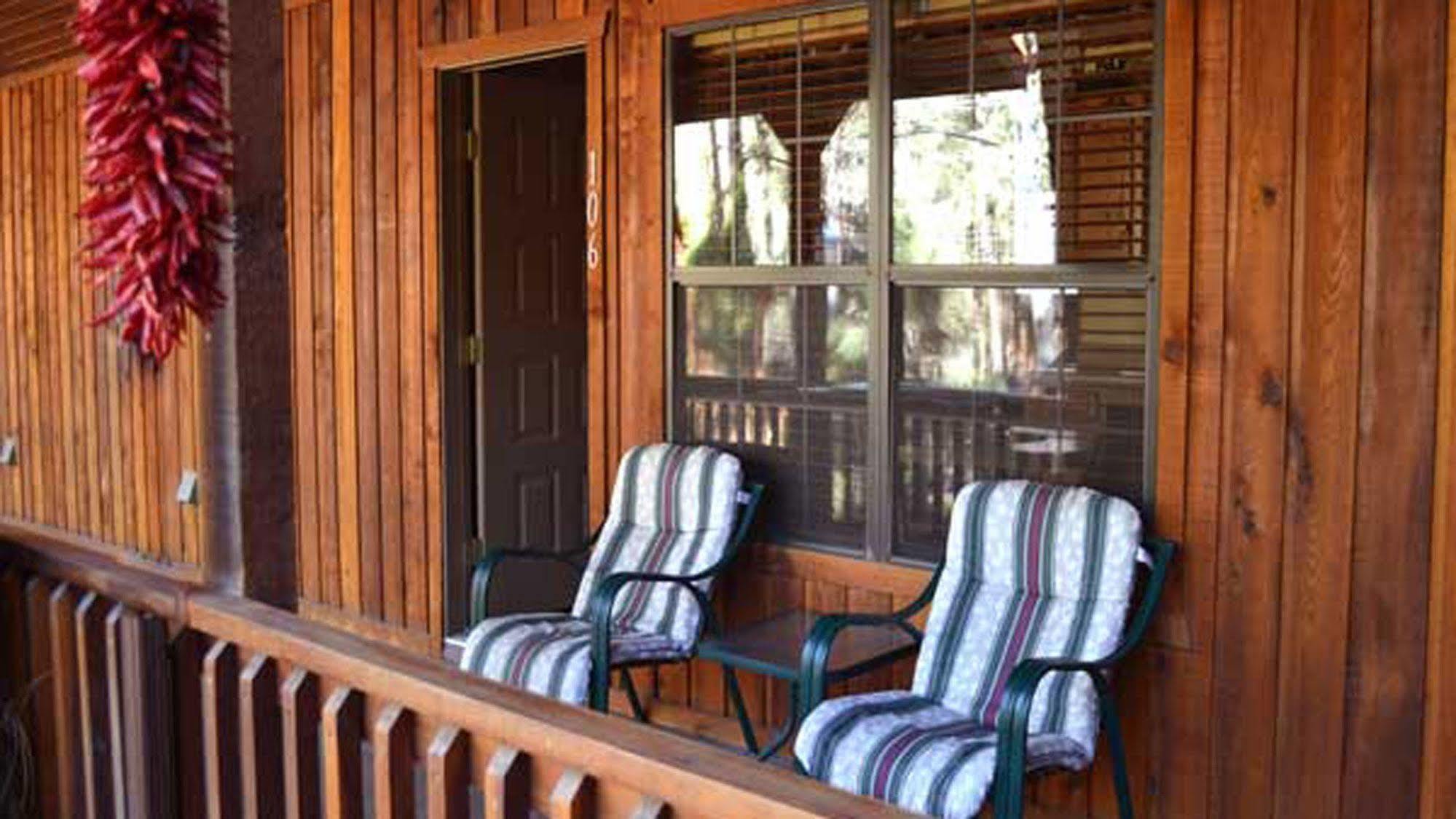 Shadow Mountain Lodge And Cabins Ruidoso Exteriör bild